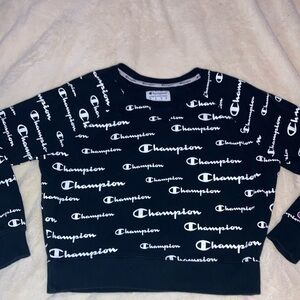 Women’s sweatshirt